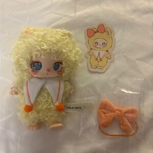 Liila lucky cat authentic brand new out of box